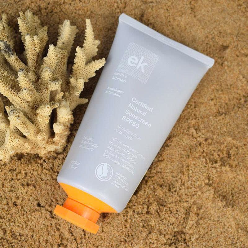 3 causes of sensitive skin & a science-backed recovery routine from Nzheal 4 3 causes of sensitive skin & a science-backed recovery routine from Nzheal 5